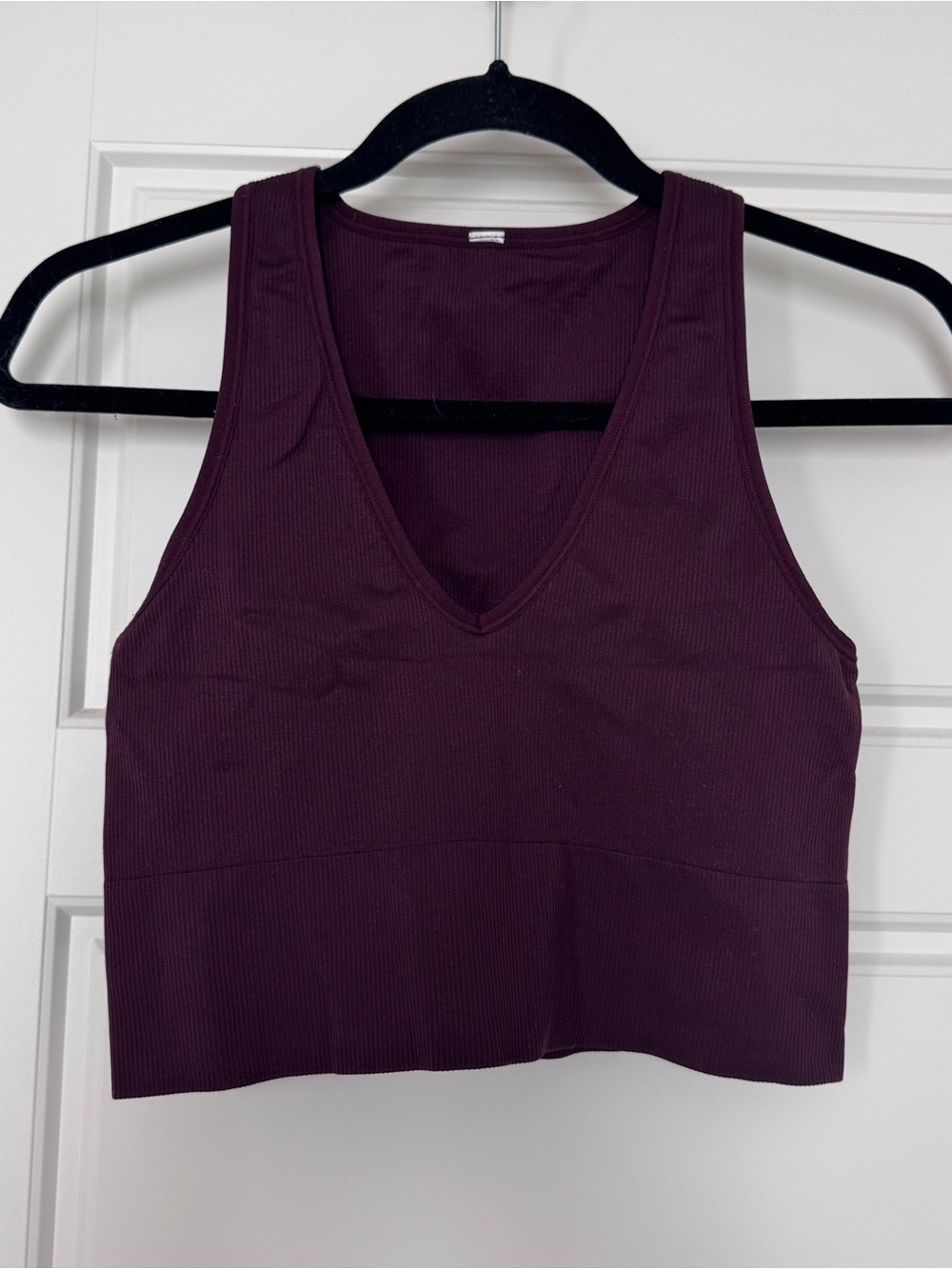 Athleta Aurora Ribbed V Neck Workout Tank